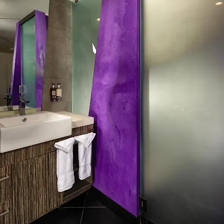 The Moment Hotel Los Angeles Exterior photo